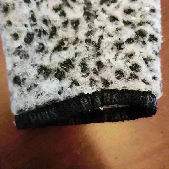 Victoria's Secret PINK Fleece sweatshirt - Picture 10 of 13